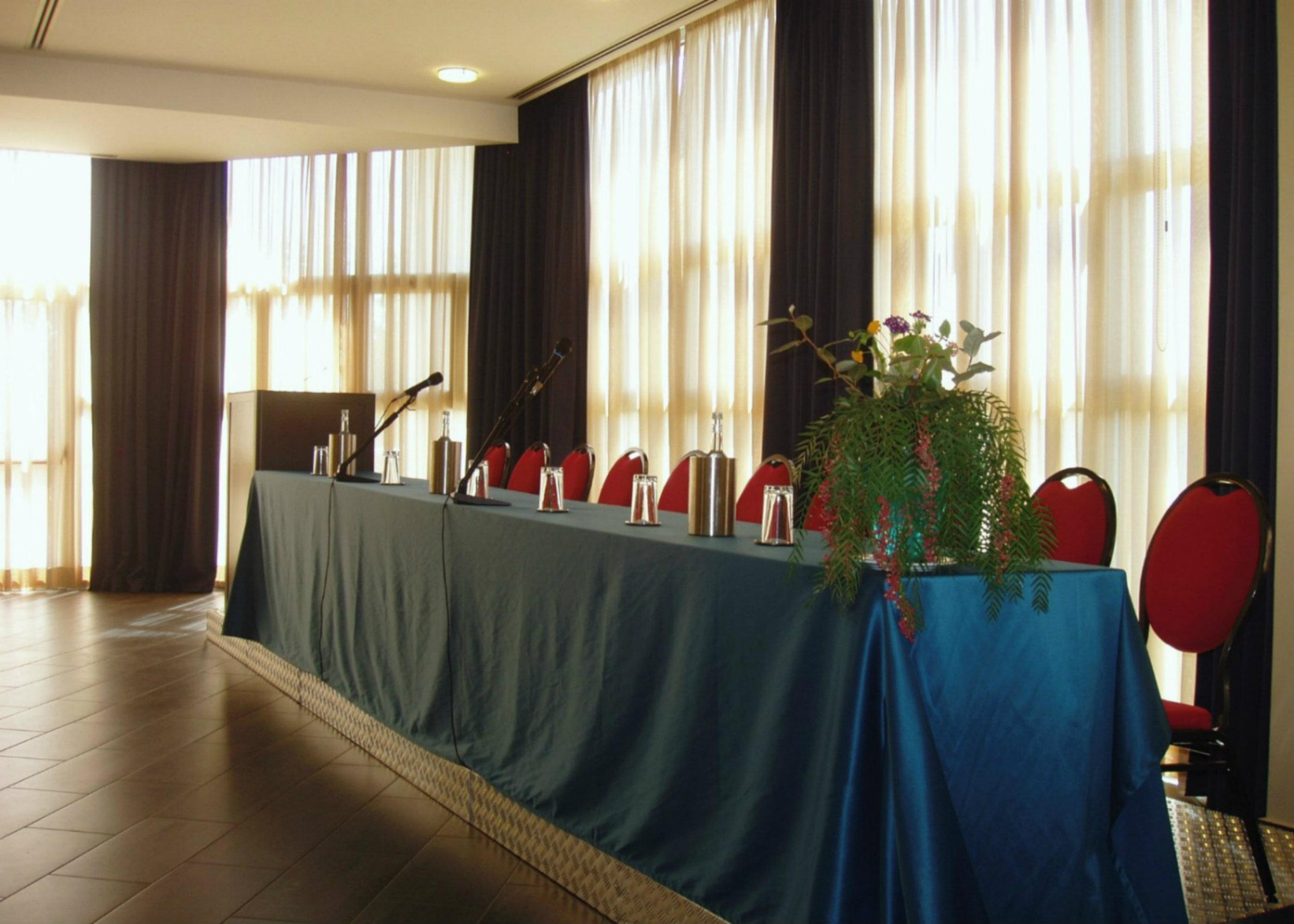 Hotel Majesty Bari Esterno foto
